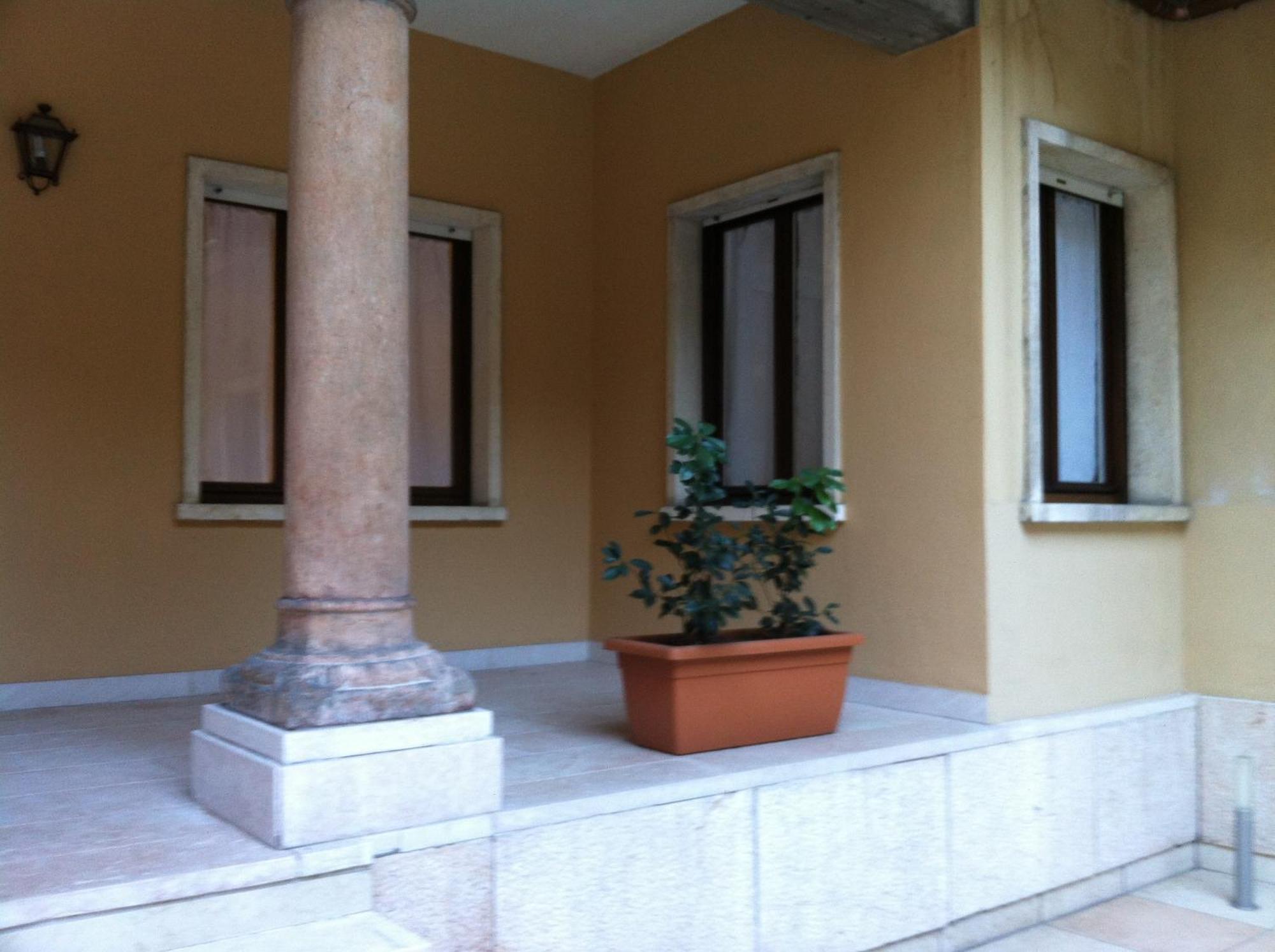 Romeo Design Rooms Verona Bagian luar foto