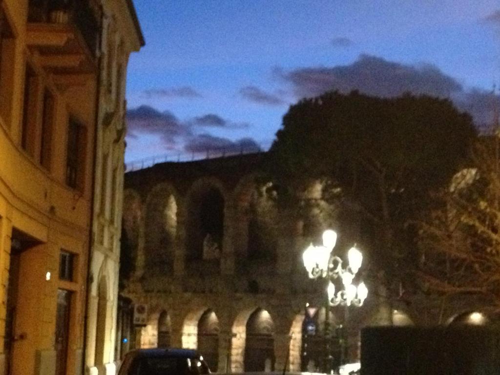 Romeo Design Rooms Verona Bagian luar foto
